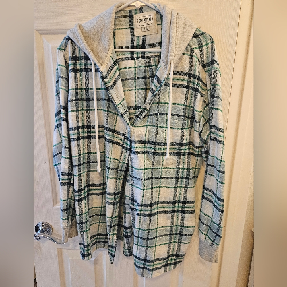 American Eagle Outfitters Plaid Hoodie in Green and Gray